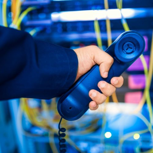 Integração VoIP com WhatsApp, URA e CRM: como funciona e por que adotar